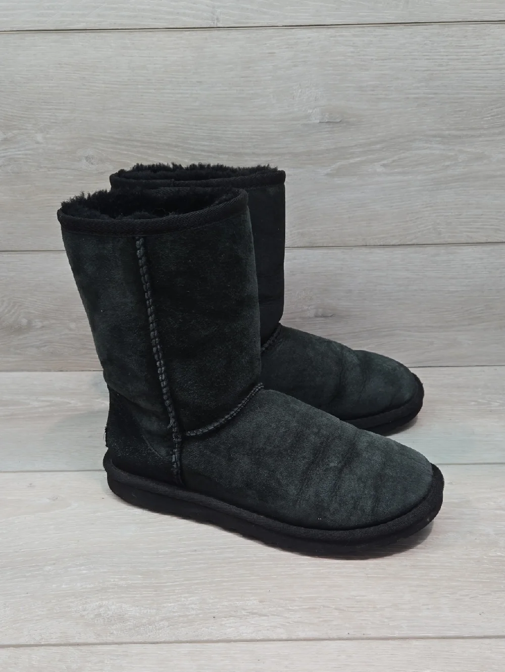 UGG Australia Women Black Suede Mid-Calf Shearling Boots Shoes Sz 6